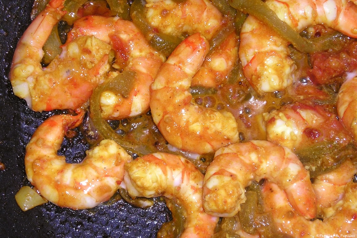 Crevettes sauce piquante au curry et au piment
