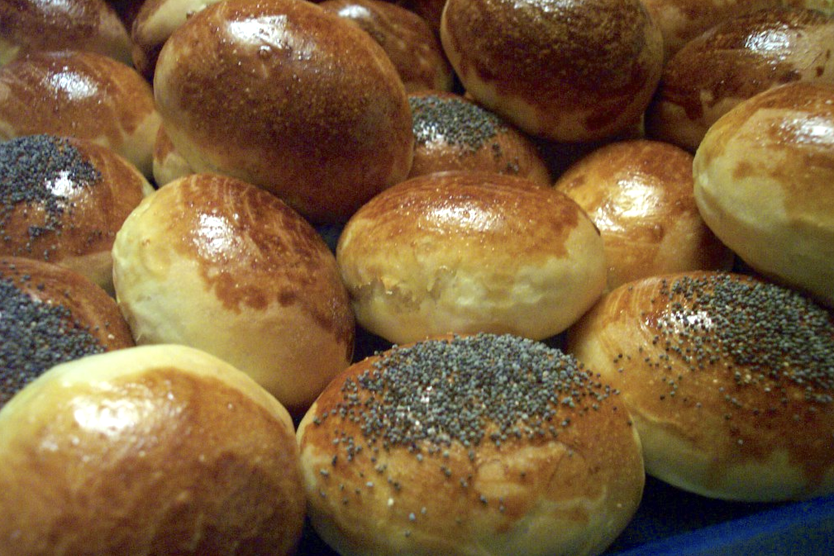 Petits pains navette sans oeufs sans arachide ©Avital
