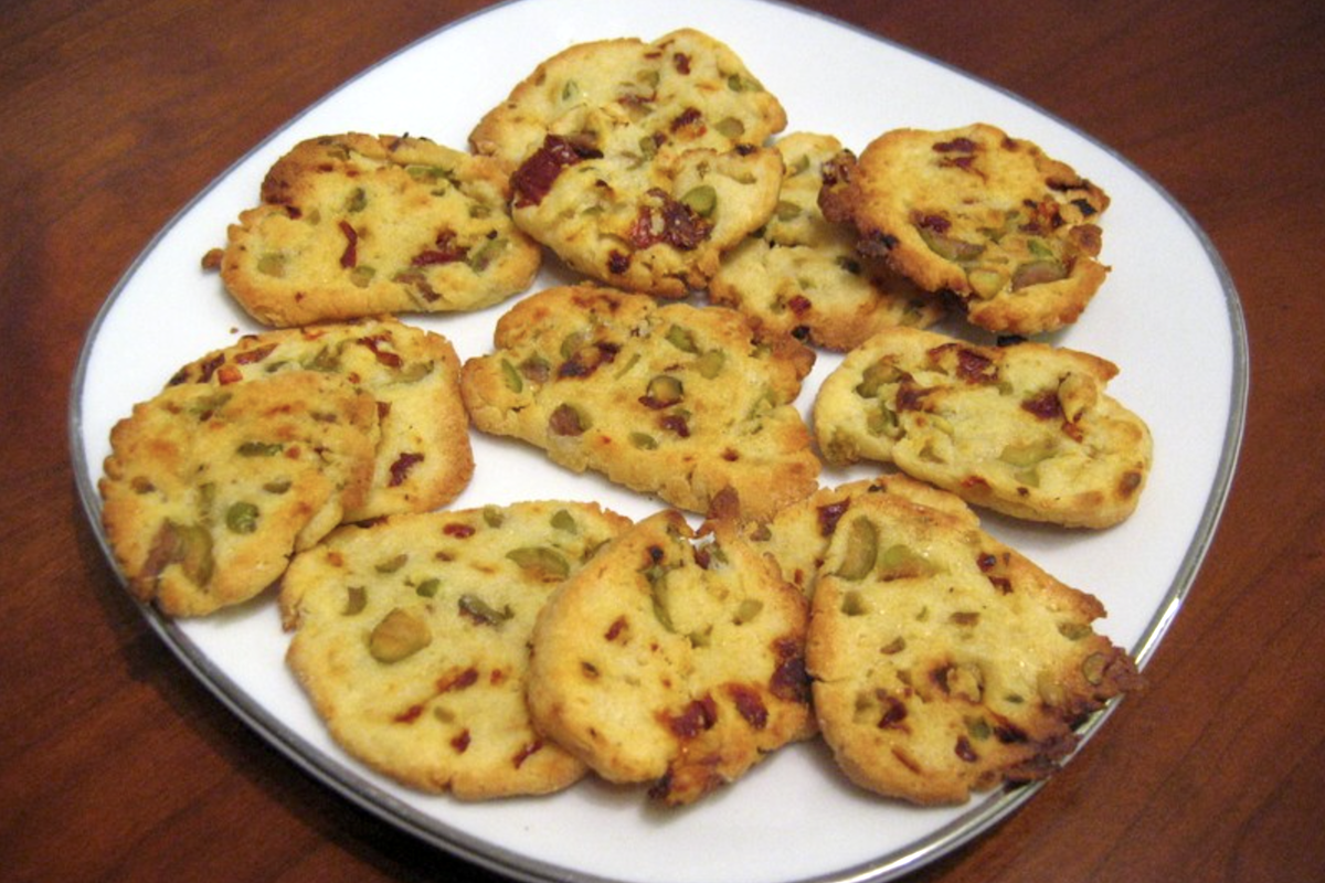 Biscuits salés aux tomates séchées et pistaches sans oeufs