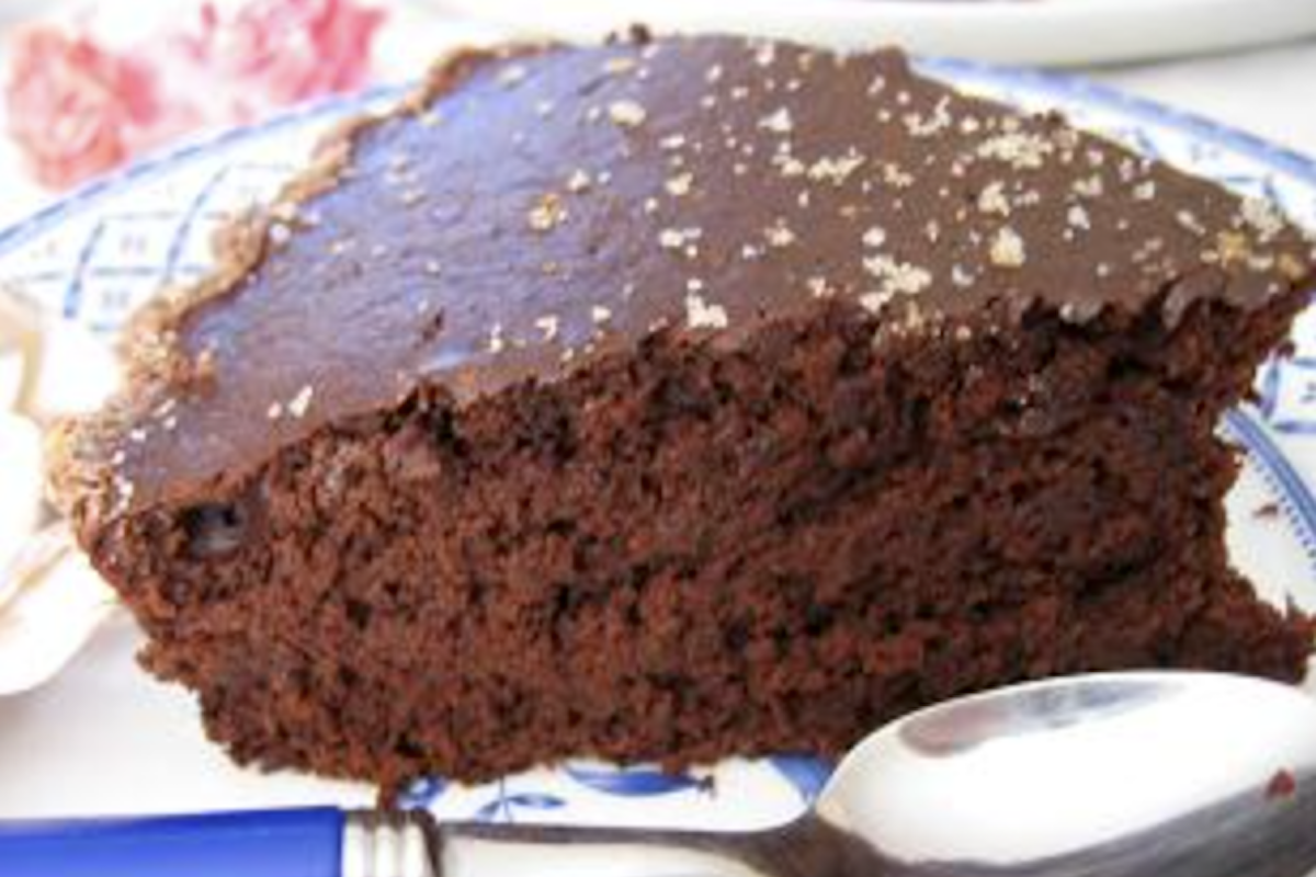 Gâteau au chocolat, zestes d’orange et cannelle sans oeufs
