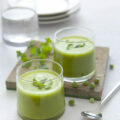 Crème de petits pois à la coriandre et au citron vert