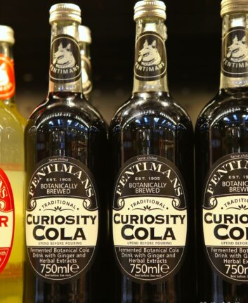 Curiosity cola