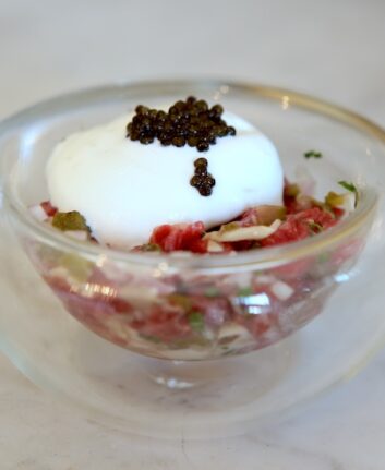 Tartare de boeuf au caviar