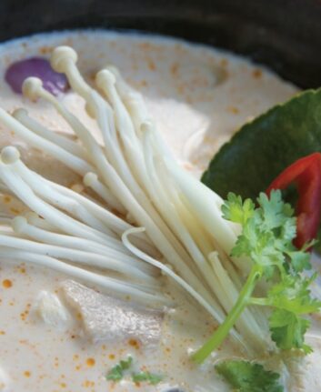 Soupe de poulet au lait de coco