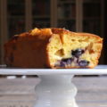 Cake au Comté, aux raisins et aux figues