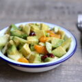 Salade d'avocat, clémentines et airelles