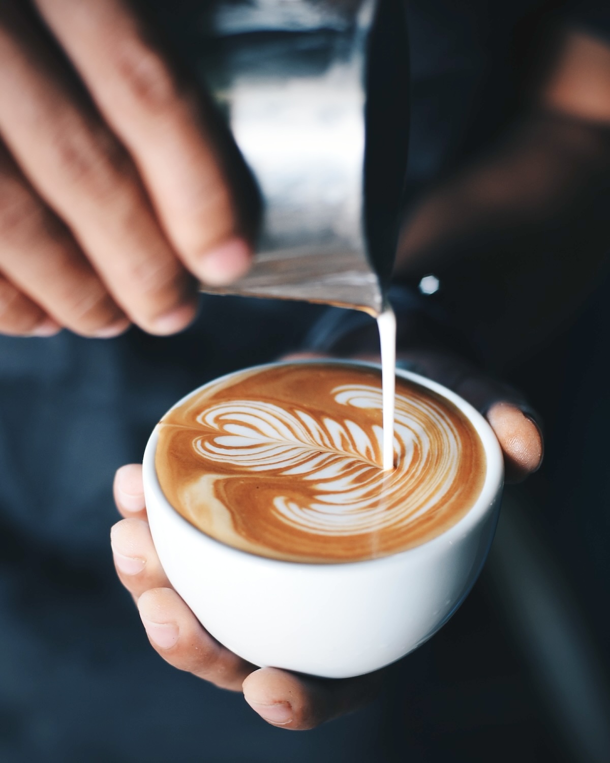 Latte art (c) Coffee Lover shutterstock