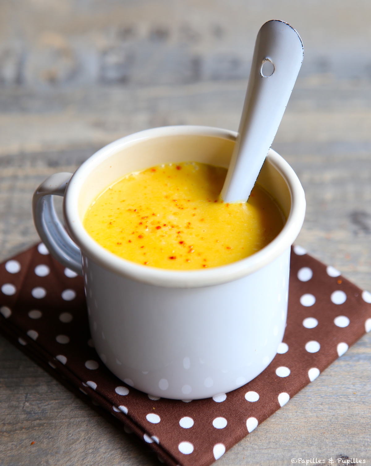 Velouté de butternut au curry et lait de coco