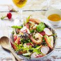 Salade de crevettes, radis, pamplemousse, pomme_@Amelie Roche-Brasseurs de France