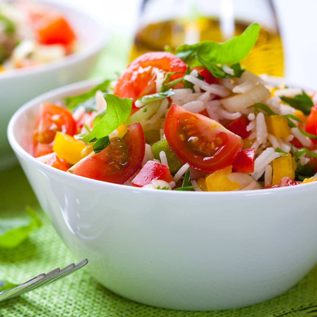 Des recettes variées pour apprécier la salade toute l'année : salade verte,  salade de pâtes, de riz, de crudités