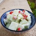 Salade de concombre au yaourt grenade