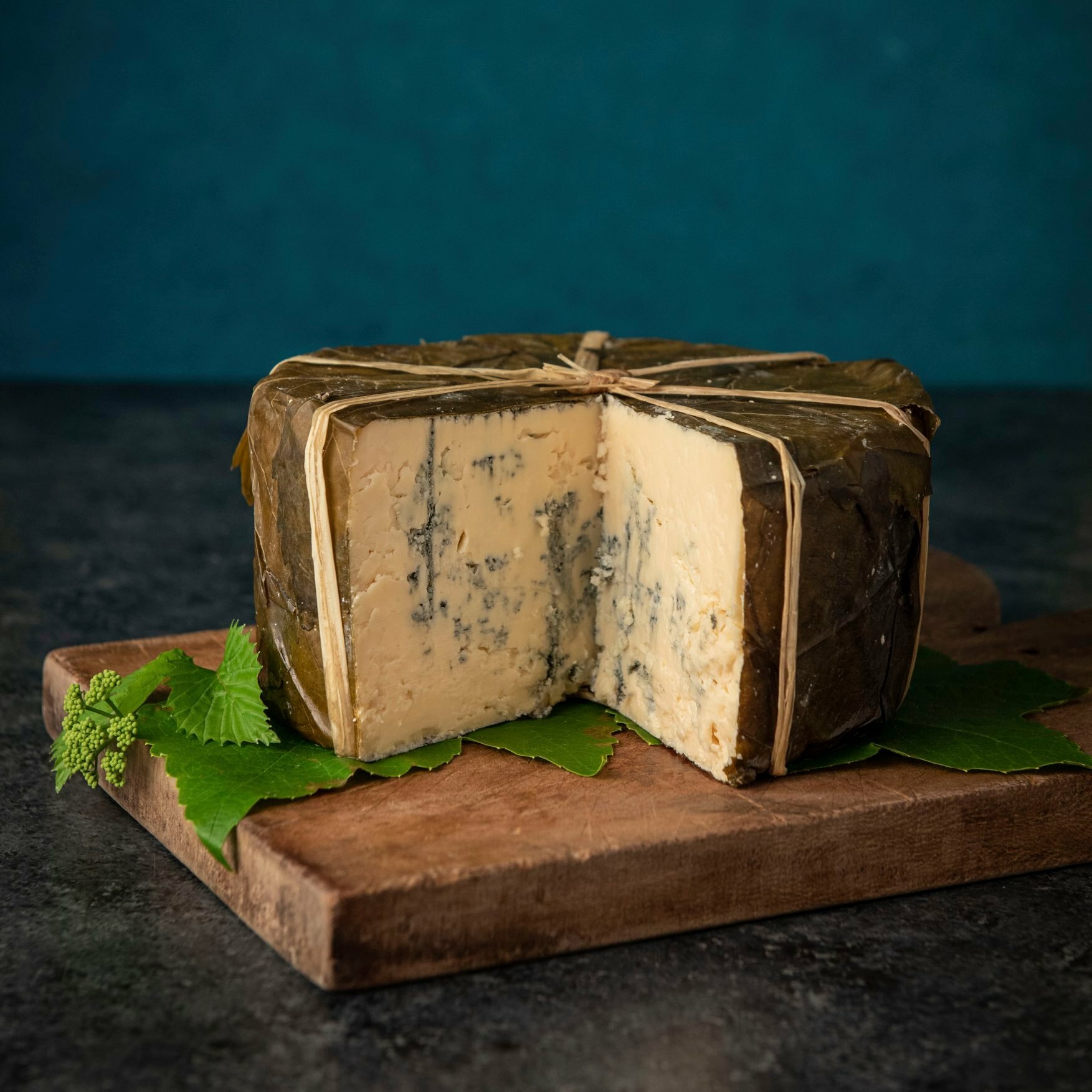 Fromage Rogue River Blue ©Rogue Creamery