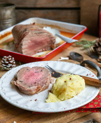 Filet mignon de veau de l'Aveyron, croûte de lard et purée