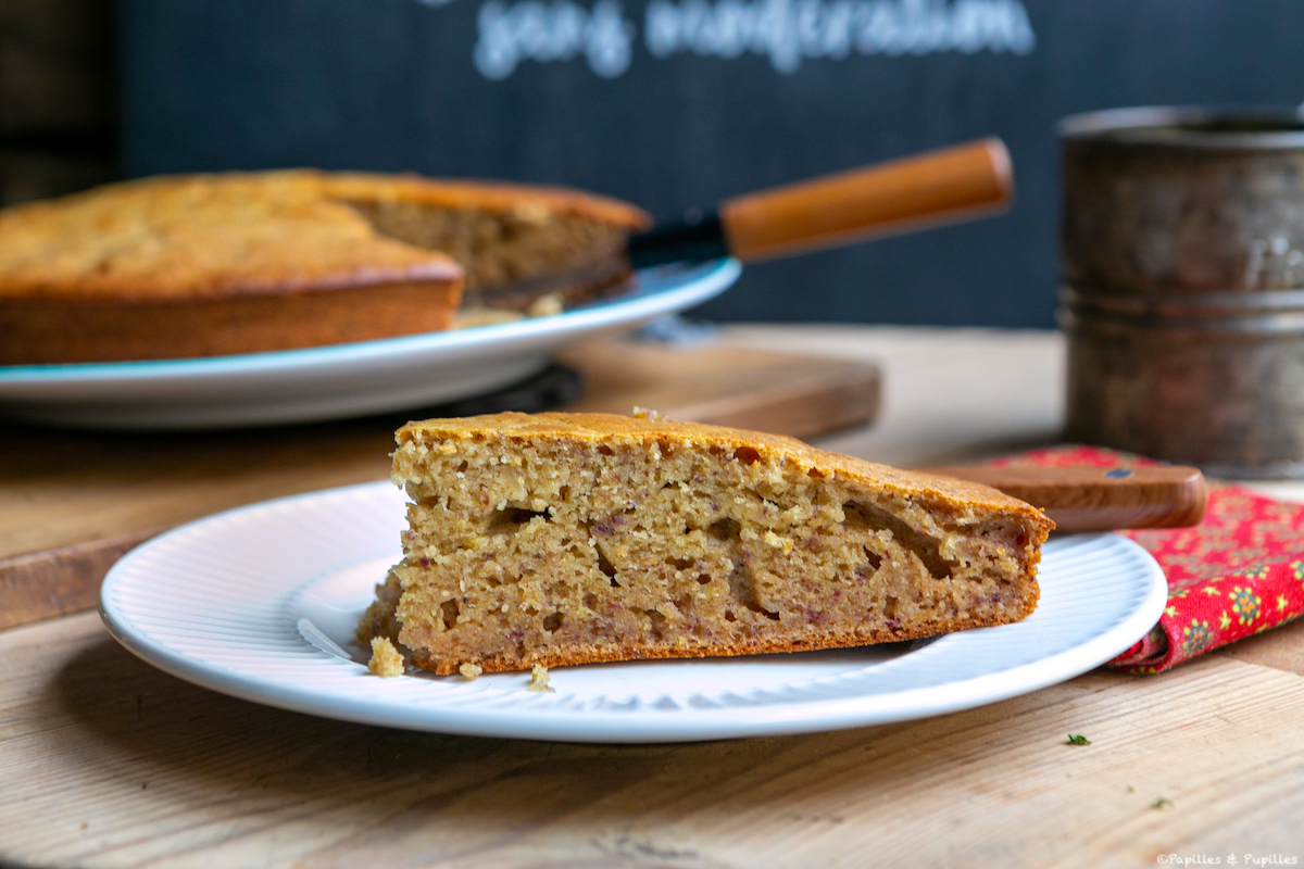 Gâteau à la purée de datte