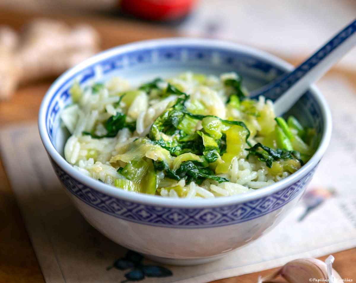 Riz et pak choi sauté