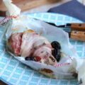 Gigolette de lapin à la moutarde et lard fumé, en papillote